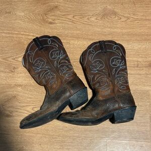 Ariat Brown Heeled Boots with Embroidered Design